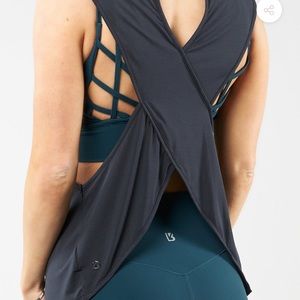 BuffBunny Iris Tank Top - Small